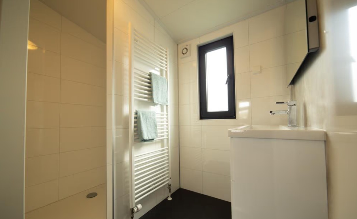 Senzora Zorg Chalet Badkamer