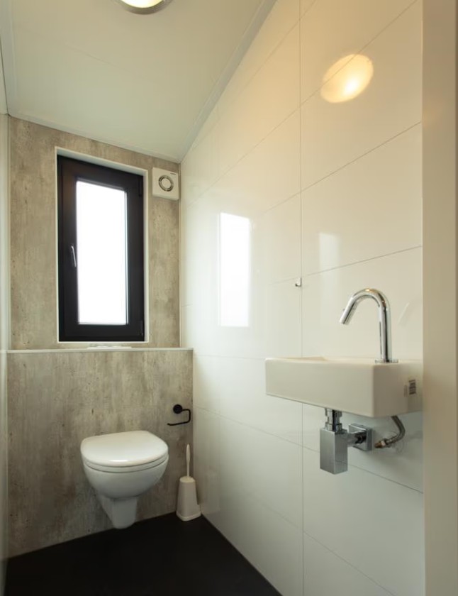 Senzora Zorg Chalet Toilet